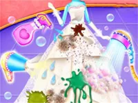 Princess Wedding Cleaning Game image