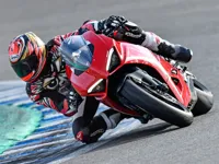 2020 Ducati Panigale Slide image